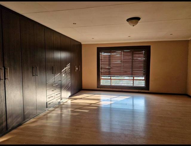 3 BEDROOM HOUSE FOR SALE IN TERENURE